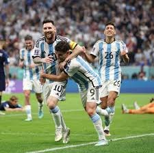 波切利献唱2026世界杯主题曲DNA引发全球热潮